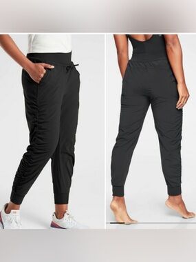 ATHLETA Attitude Pants Black Pull On Ruched Sides Dance Athletic Workout Size 2